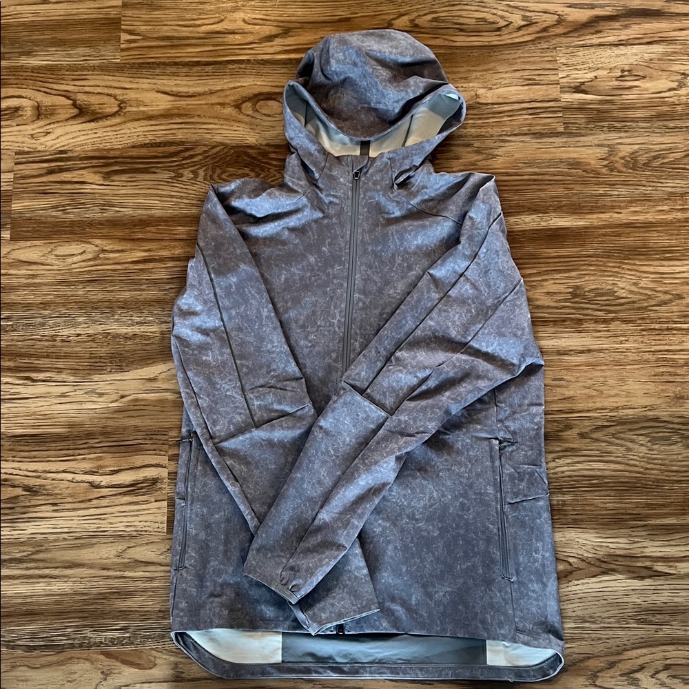 Lululemon Warp Lite Jacket Packable - Picture 2 of 6
